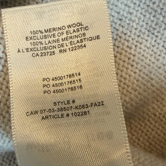 Wilfred Free Light Oatmeal Color 100% Merino Wool Turtleneck Sweater Size XS/S - Picture 9 of 9